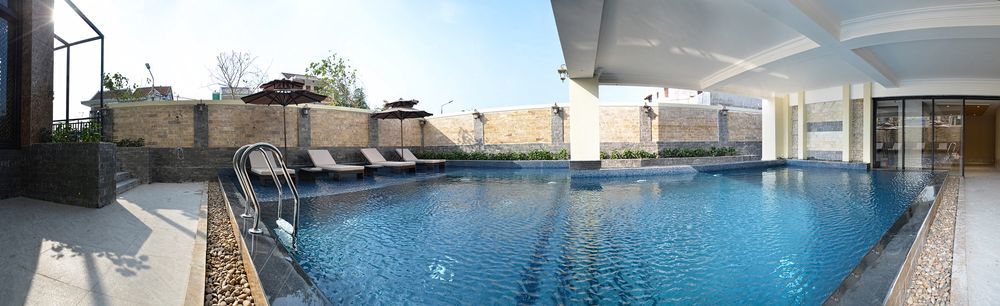 Royal Riverside Hoi An Hotel & Spa Exterior photo